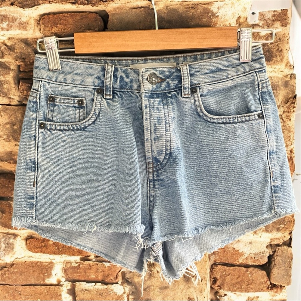 Subdued Vintage Crop denim Shorts